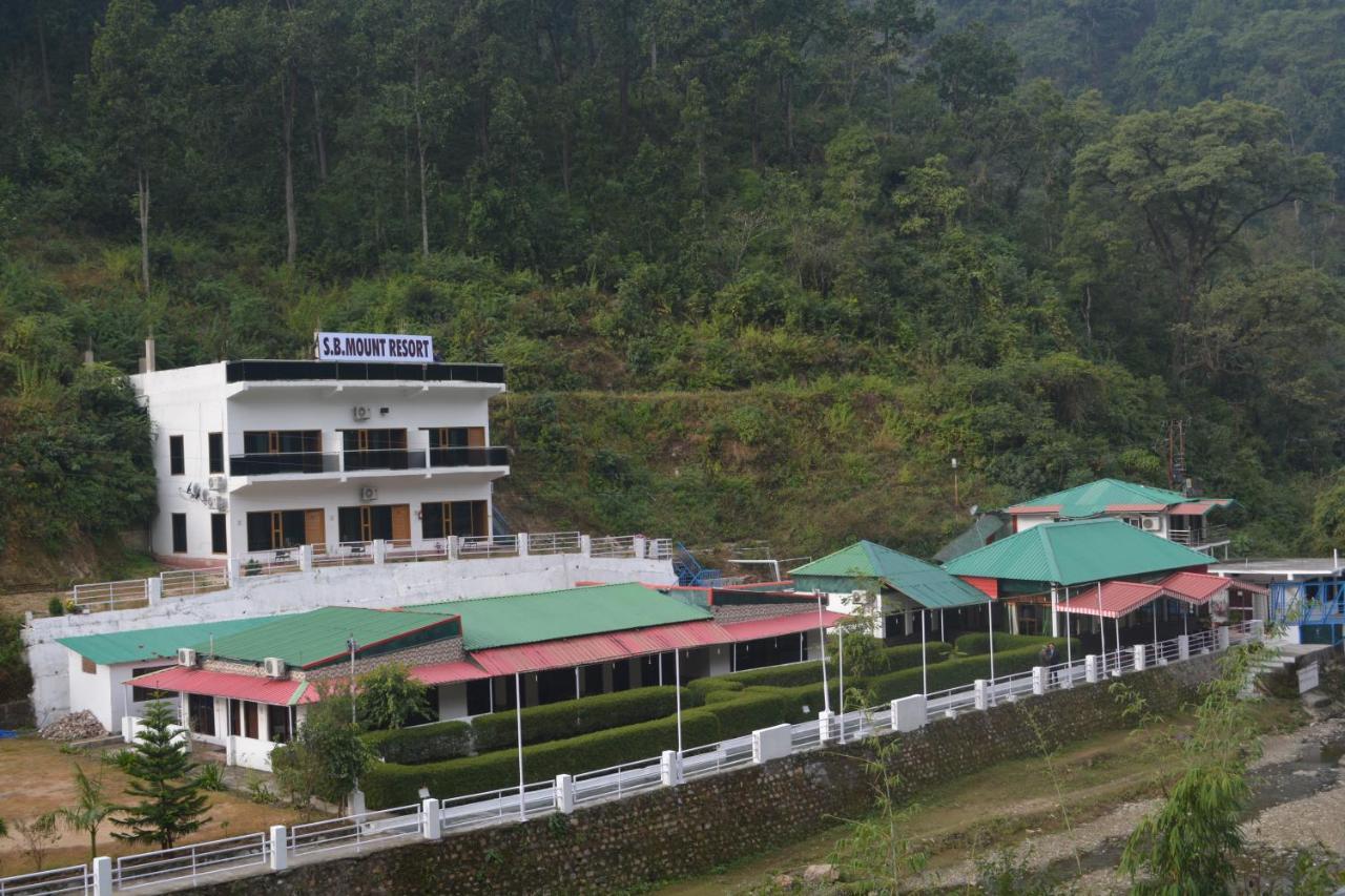 Sb Mount Resort Lansdowne Exterior photo
