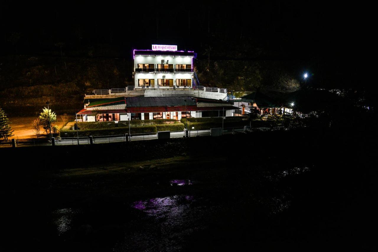 Sb Mount Resort Lansdowne Exterior photo
